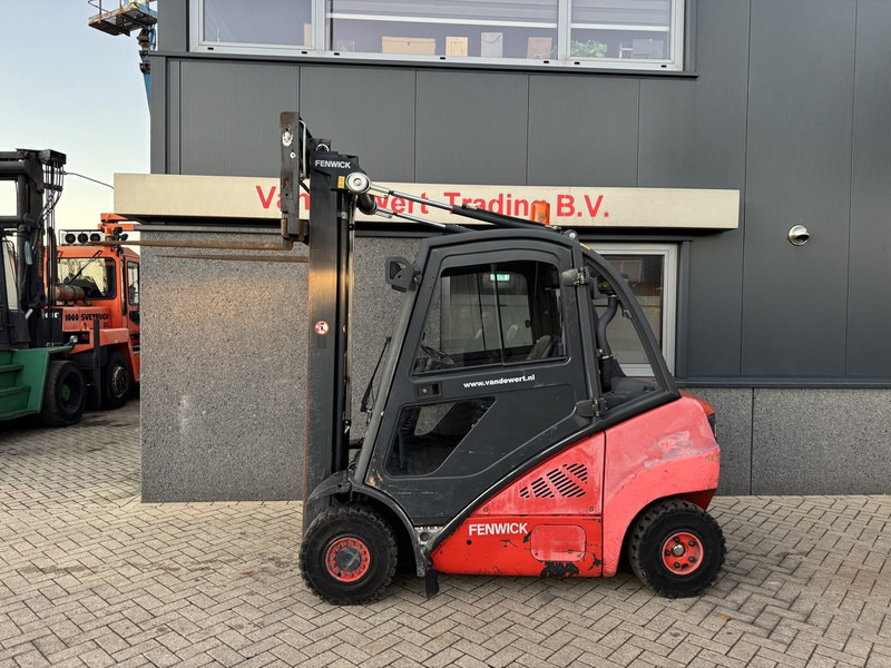 Linde H25D Triplo 590 Freelift / Sideshift / Vorkversteller VW Diesel 2007 - Empilhadeira a diesel: foto 5 Linde H25D Triplo 590 Freelift / Sideshift / Vorkversteller VW Diesel 2007 - Empilhadeira a diesel: foto 5