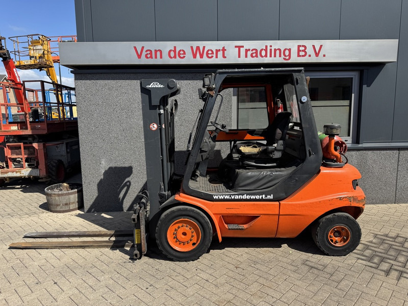 Linde H30T- 03 - Empilhadeira a gás: foto 1 Linde H30T- 03 - Empilhadeira a gás: foto 1