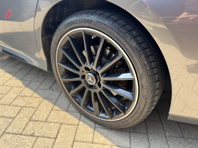 Automóvel Mercedes-Benz CLA-Klasse 250e: foto 15