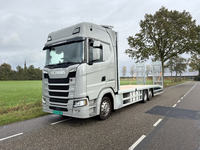 Scania S450 NGS 6X2 Machine Transporter / Oprij Vrachtwagen Euro 6 Automaat - Full Air - 2019 - APK 11-26 - Caminhão transporte de veículos: foto 1 Scania S450 NGS 6X2 Machine Transporter / Oprij Vrachtwagen Euro 6 Automaat - Full Air - 2019 - APK 11-26 - Caminhão transporte de veículos: foto 1