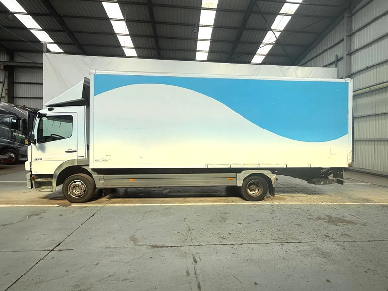 Mercedes-Benz Atego 922 DAUTEL LIFT / HAYON / BLATT-BLATT/LAMMES-LAMMES/ EURO3 / MANUAL - Caminhão furgão: foto 2 Mercedes-Benz Atego 922 DAUTEL LIFT / HAYON / BLATT-BLATT/LAMMES-LAMMES/ EURO3 / MANUAL - Caminhão furgão: foto 2