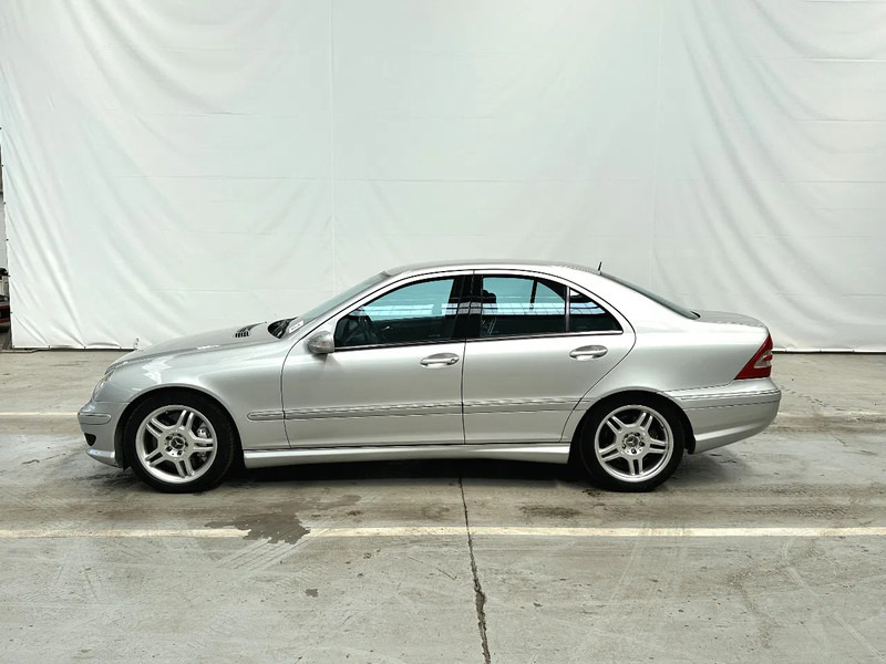 Mercedes-Benz C-Klasse C30 CDI / AMG /DIESEL TURBO 33795 km - Sedã: foto 2 Mercedes-Benz C-Klasse C30 CDI / AMG /DIESEL TURBO 33795 km - Sedã: foto 2