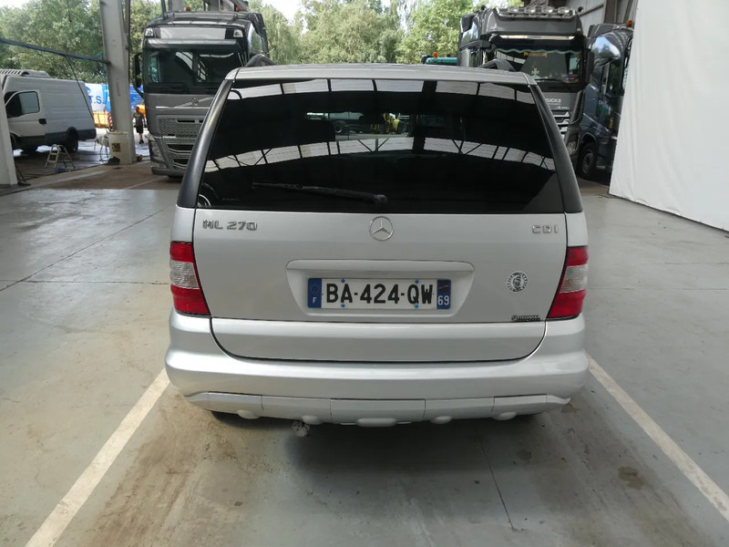 Mercedes-Benz M-Klasse ML 270 CDI 4x4 - SUV: foto 4 Mercedes-Benz M-Klasse ML 270 CDI 4x4 - SUV: foto 4