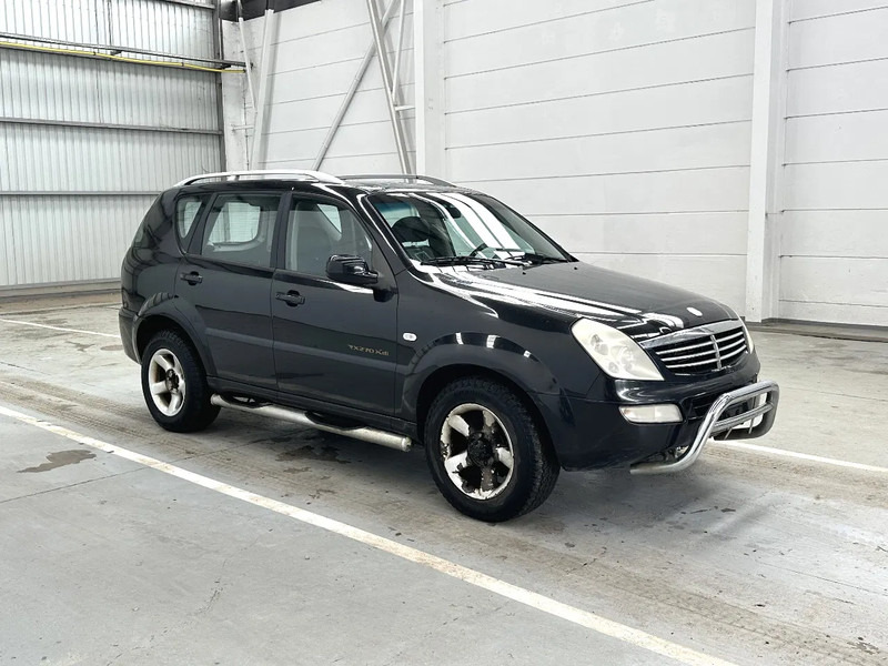 SUV SsangYong Rexton AIRCO / LEATHER / MOTEUR MERCEDES - MERCEDES MOTOR: foto 7