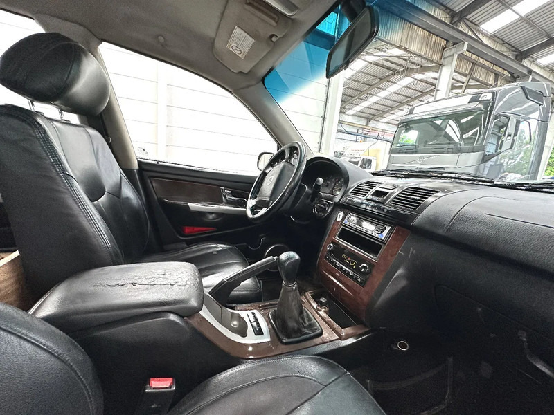 SUV SsangYong Rexton AIRCO / LEATHER / MOTEUR MERCEDES - MERCEDES MOTOR: foto 11