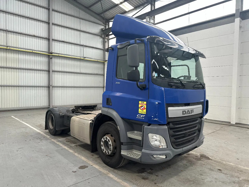 Tractor DAF CF 330: foto 6