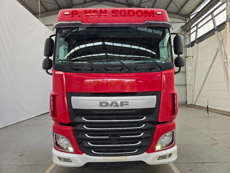 DAF XF 460 AIRCO / MANUEL / RETARDER - Tractor: foto 2 DAF XF 460 AIRCO / MANUEL / RETARDER - Tractor: foto 2