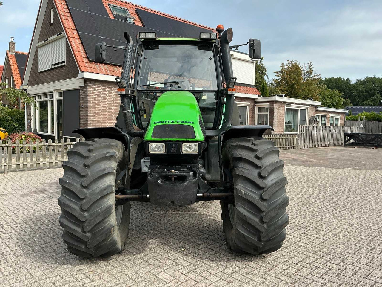 1998 DEUTZ-FAHR AGROTRON 135 MK 2 ALL-WHEEL DRIVE FARM TRACTOR - Trator: foto 3 1998 DEUTZ-FAHR AGROTRON 135 MK 2 ALL-WHEEL DRIVE FARM TRACTOR - Trator: foto 3