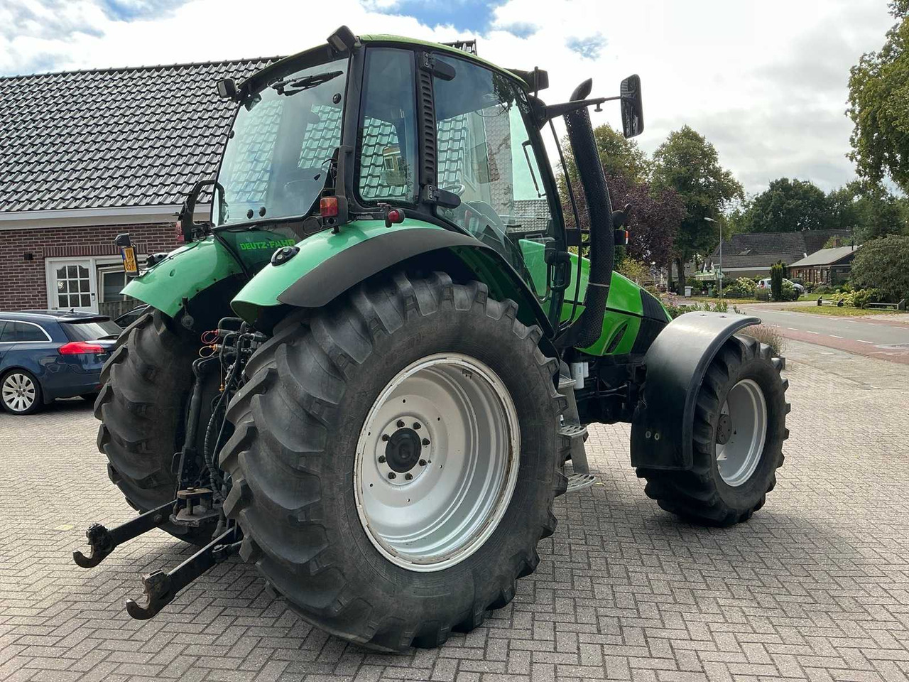 Trator 1998 DEUTZ-FAHR AGROTRON 135 MK 2 ALL-WHEEL DRIVE FARM TRACTOR: foto 8 Trator 1998 DEUTZ-FAHR AGROTRON 135 MK 2 ALL-WHEEL DRIVE FARM TRACTOR: foto 8