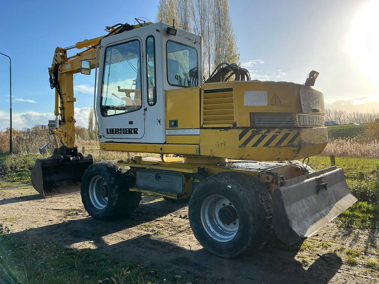 2001 LIEBHERR A312 WHEELED EXCAVATOR - Escavadeira de rodas: foto 3 2001 LIEBHERR A312 WHEELED EXCAVATOR - Escavadeira de rodas: foto 3