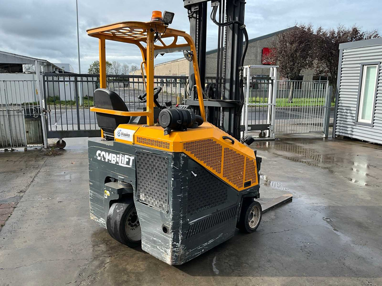 Empilhadeira 2003 COMBILIFT C2500CB FORKLIFT 4-WAY: foto 7