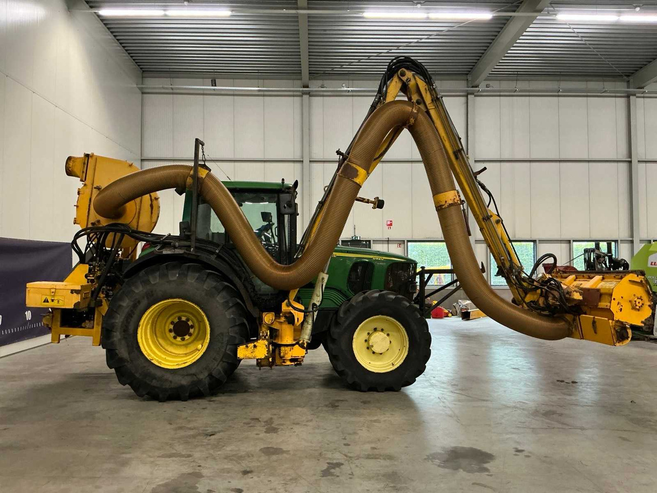 2003 JOHN DEERE 6920 FOUR-WHEEL DRIVE FARM TRACTOR + SHEPHERD - Trator: foto 4 2003 JOHN DEERE 6920 FOUR-WHEEL DRIVE FARM TRACTOR + SHEPHERD - Trator: foto 4