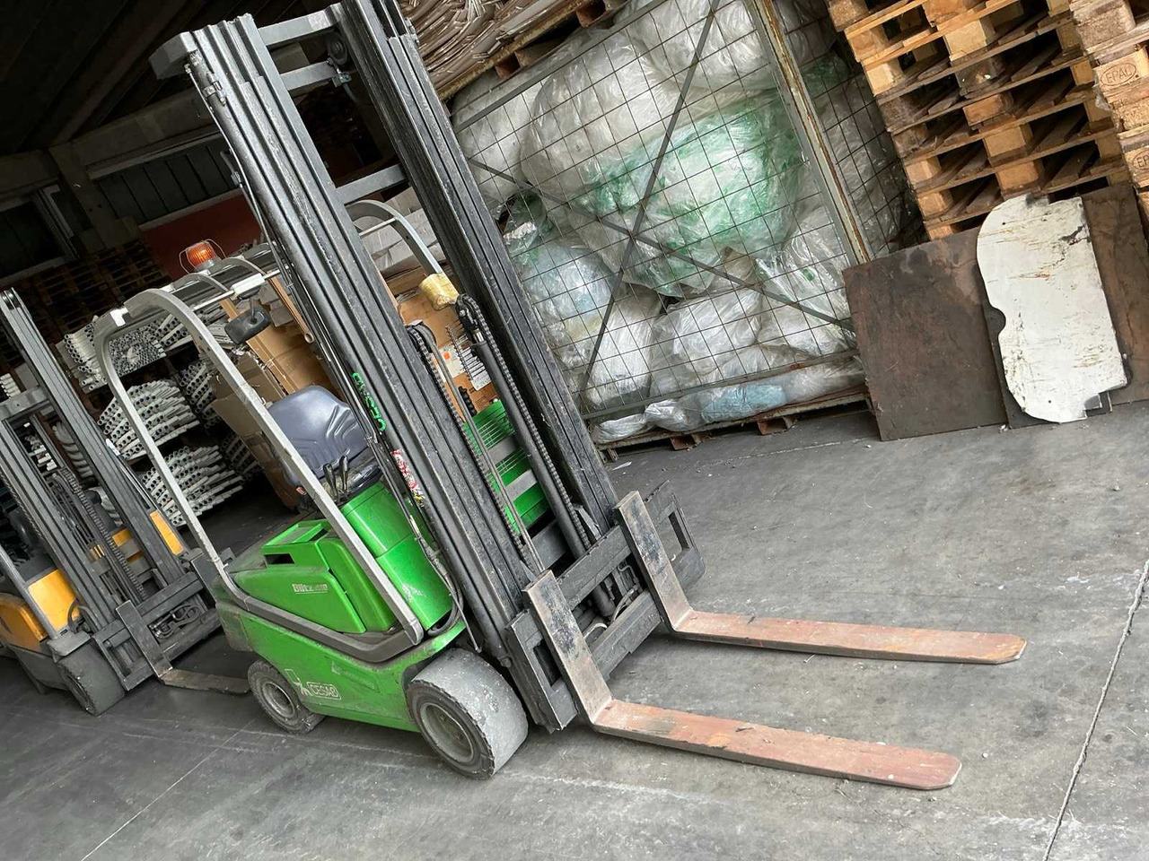 2005 - CESAB BLITZ - 418 - FORKLIFT - Empilhadeira: foto 3 2005 - CESAB BLITZ - 418 - FORKLIFT - Empilhadeira: foto 3