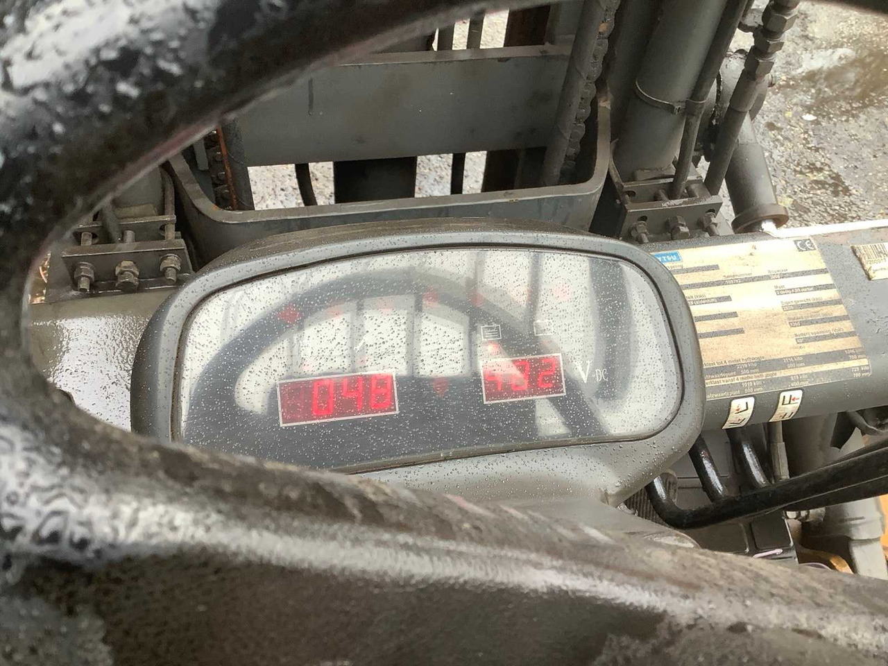 2006 HYTSU CPD25 FORKLIFT - Empilhadeira: foto 4 2006 HYTSU CPD25 FORKLIFT - Empilhadeira: foto 4