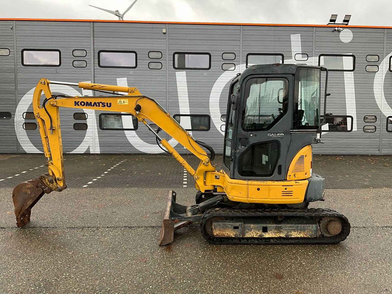 2006 KOMATSU PC35MR-2 MIDI EXCAVATOR - Escavadeira: foto 2 2006 KOMATSU PC35MR-2 MIDI EXCAVATOR - Escavadeira: foto 2