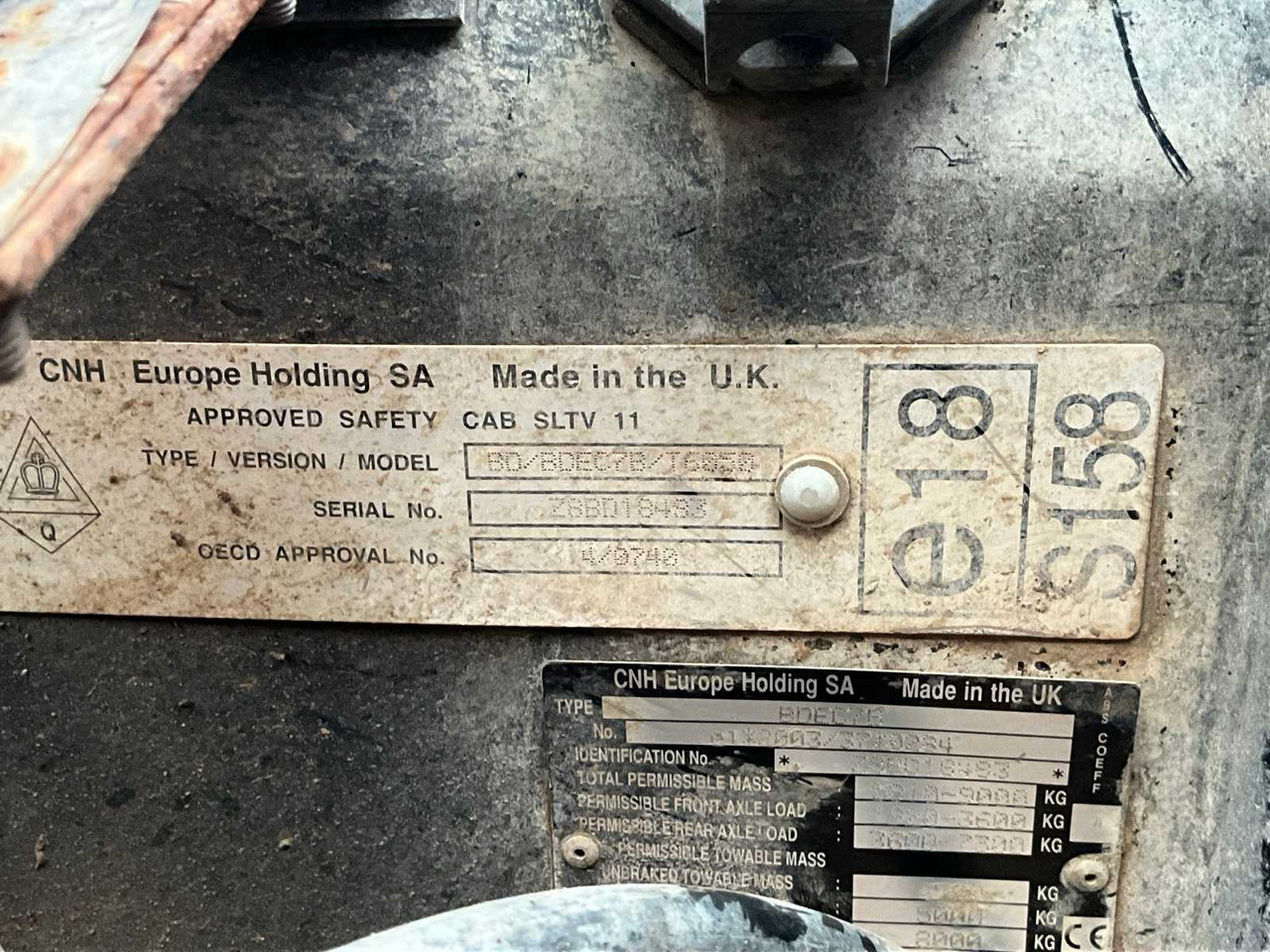 Trator 2009 NEW HOLLAND T6050 FOUR WHEEL DRIVE FARM TRACTOR: foto 19