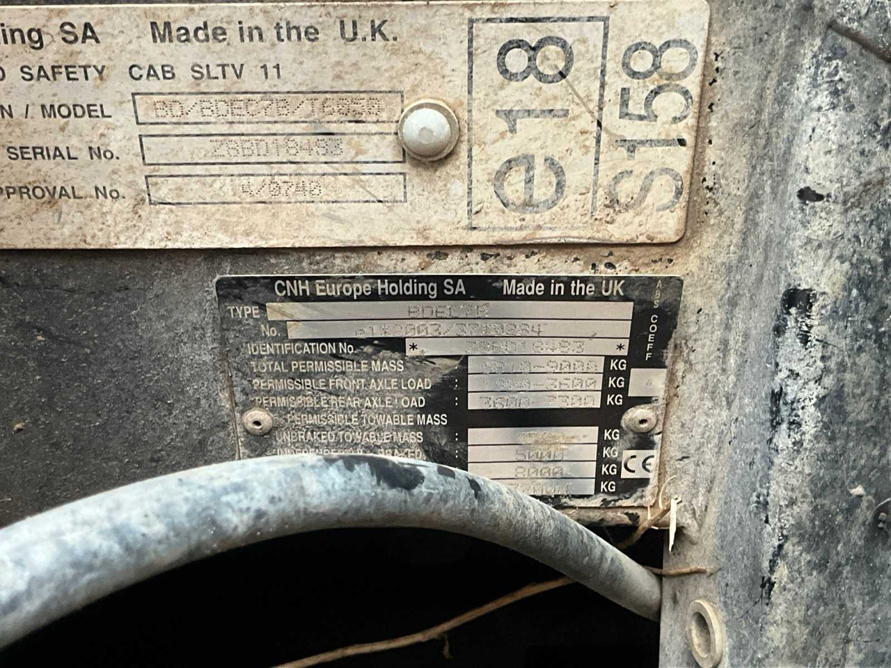 Trator 2009 NEW HOLLAND T6050 FOUR WHEEL DRIVE FARM TRACTOR: foto 20