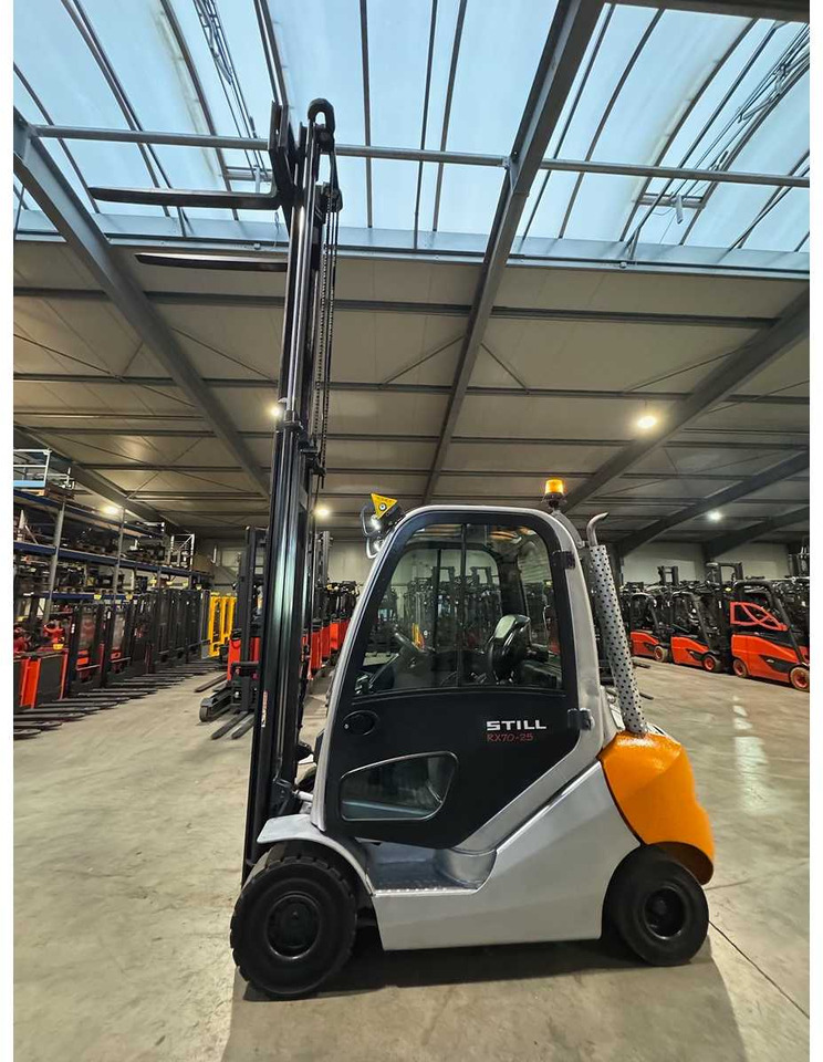 2009 UVV 11/2025 STILL RX70-25 2.500KG DIESEL FORKLIFT FORKLIFT 3.+4. VALVE 11.645 HOURS. - Empilhadeira: foto 3 2009 UVV 11/2025 STILL RX70-25 2.500KG DIESEL FORKLIFT FORKLIFT 3.+4. VALVE 11.645 HOURS. - Empilhadeira: foto 3