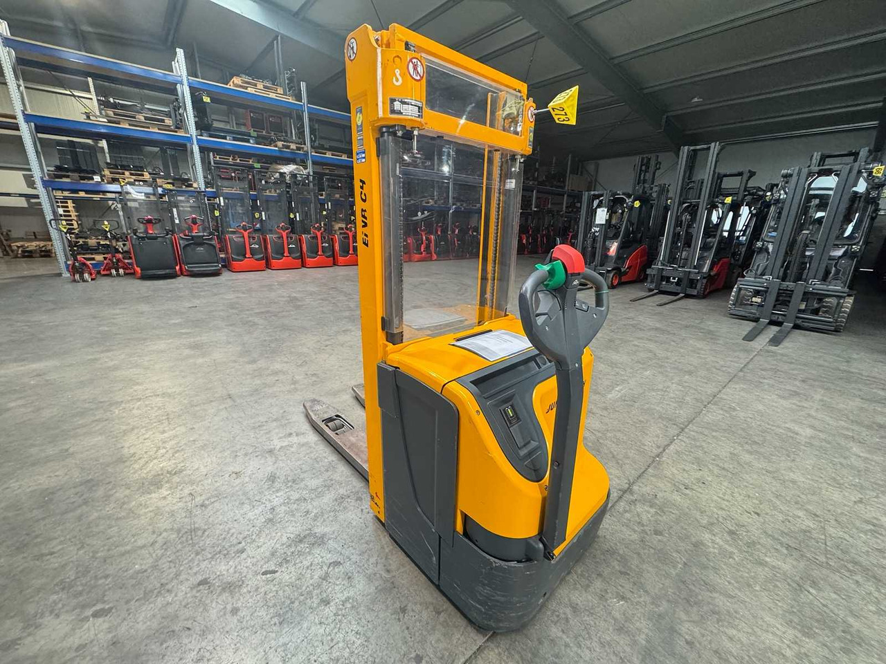 2011 JUNGHEINRICH EJC220 2,000KG STACKER PALLET TRUCK ANT 2,045 HOURS - Empilhadeira: foto 1 2011 JUNGHEINRICH EJC220 2,000KG STACKER PALLET TRUCK ANT 2,045 HOURS - Empilhadeira: foto 1