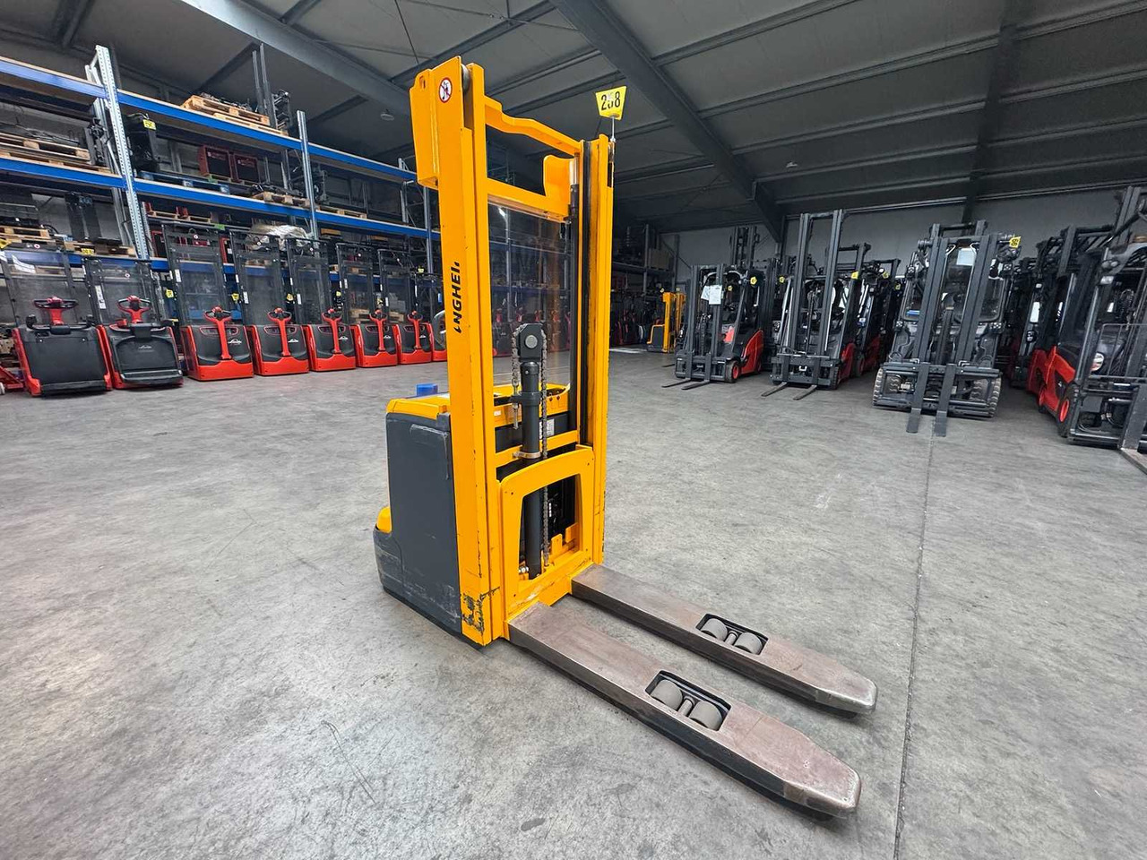 2015 JUNGHEINRICH EJC220 2,000KG STACKER PALLET TRUCK ANT FREE LIFT - Empilhadeira: foto 2 2015 JUNGHEINRICH EJC220 2,000KG STACKER PALLET TRUCK ANT FREE LIFT - Empilhadeira: foto 2
