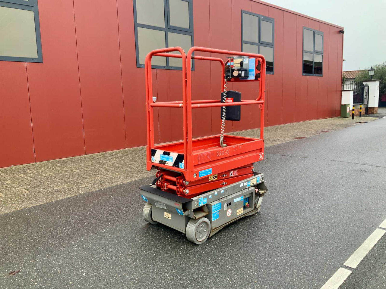 2016 IMER/ITECO EASY UP5SP AERIAL WORK PLATFORM - Plataforma aérea: foto 2 2016 IMER/ITECO EASY UP5SP AERIAL WORK PLATFORM - Plataforma aérea: foto 2