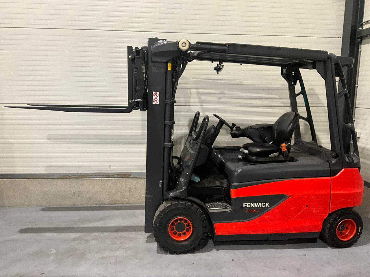 Empilhadeira 2017 LINDE E30L-01 3000KG FORK ADJUSTER FORKLIFT: foto 7