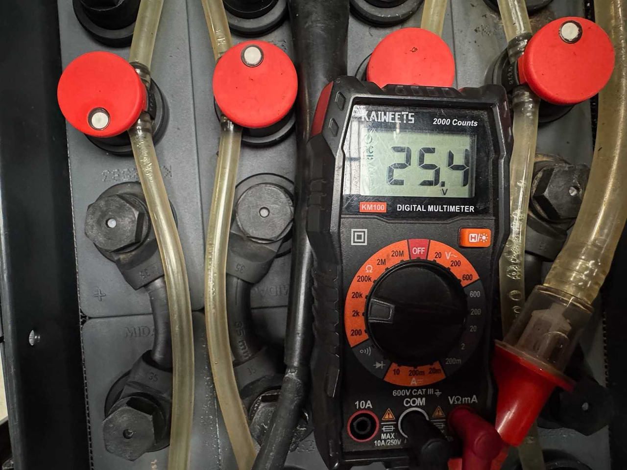 Empilhadeira 2018 SERVICE + UVV 10/2026 LINDE L14API TRIPLEX 470CM PALLET TRUCK PALLET TRUCK ANT SCALES INITIAL STROKE: foto 14 Empilhadeira 2018 SERVICE + UVV 10/2026 LINDE L14API TRIPLEX 470CM PALLET TRUCK PALLET TRUCK ANT SCALES INITIAL STROKE: foto 14