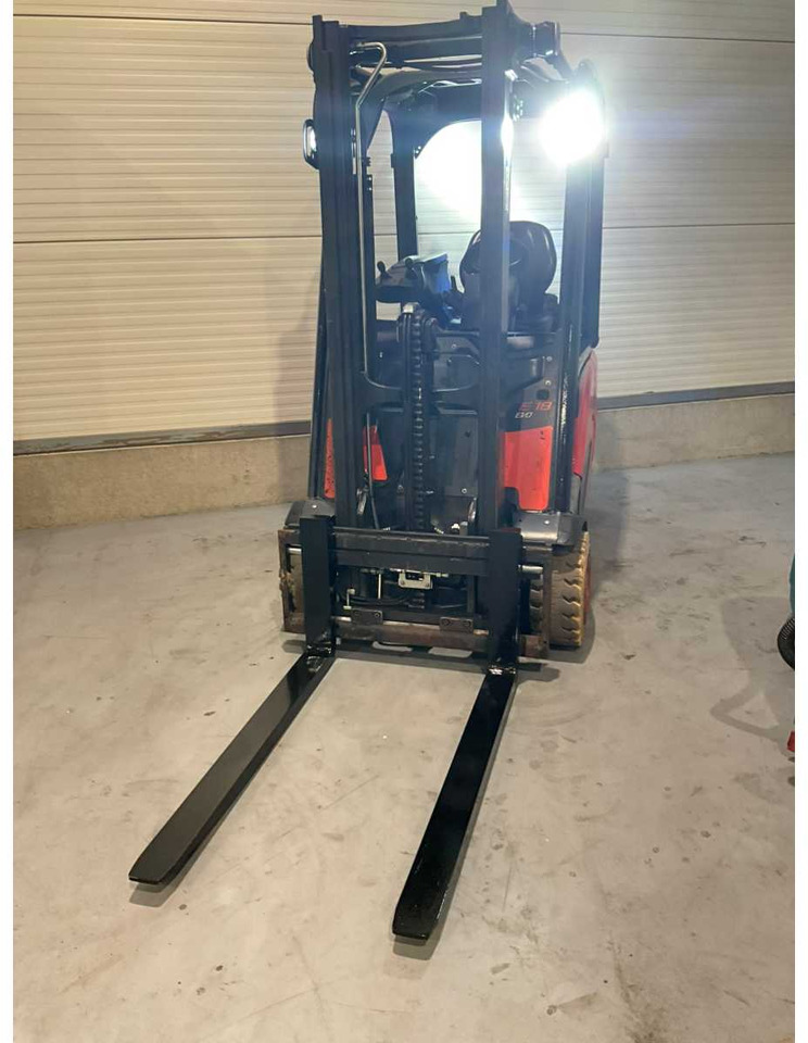 2019 LINDE E18PH-02 1800KG FORKLIFT - Empilhadeira: foto 4 2019 LINDE E18PH-02 1800KG FORKLIFT - Empilhadeira: foto 4