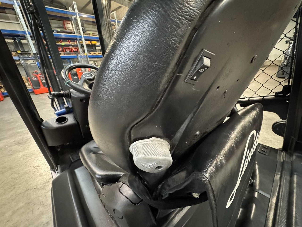 Empilhadeira 2020 SERVICE + UVV 09/2026 LINDE E14-02 EVO 1.400KG 3.+4.: foto 14 Empilhadeira 2020 SERVICE + UVV 09/2026 LINDE E14-02 EVO 1.400KG 3.+4.: foto 14