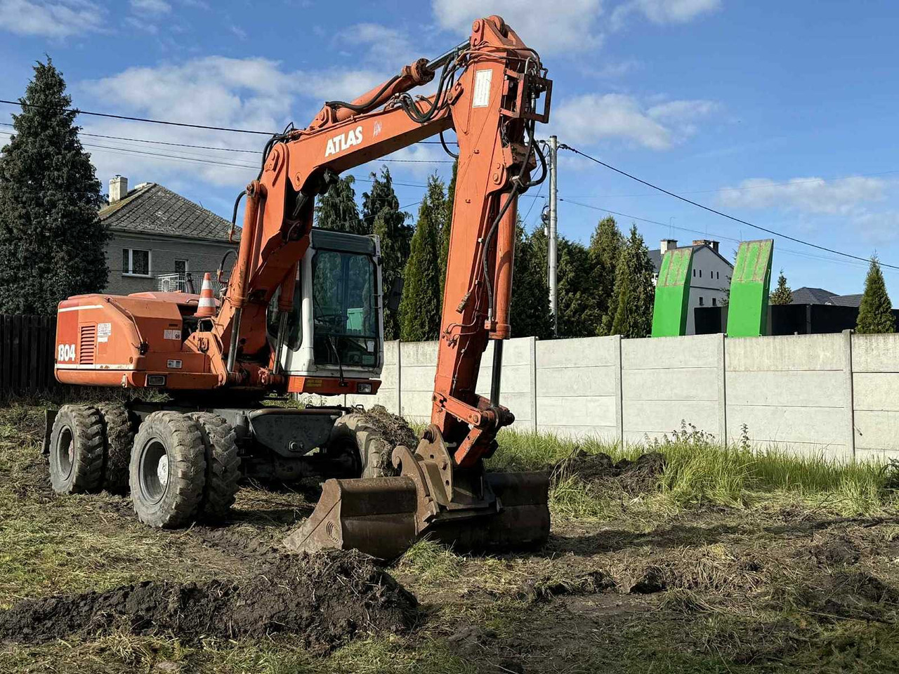 ATLAS 1304 WHEELED EXCAVATOR - Escavadeira de rodas: foto 2 ATLAS 1304 WHEELED EXCAVATOR - Escavadeira de rodas: foto 2