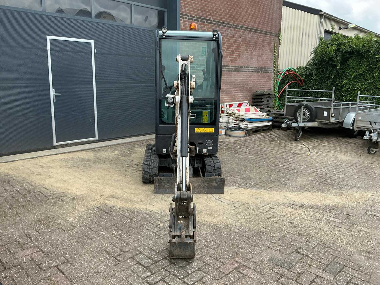 Bobcat E17 - Mini escavadeira: foto 2 Bobcat E17 - Mini escavadeira: foto 2