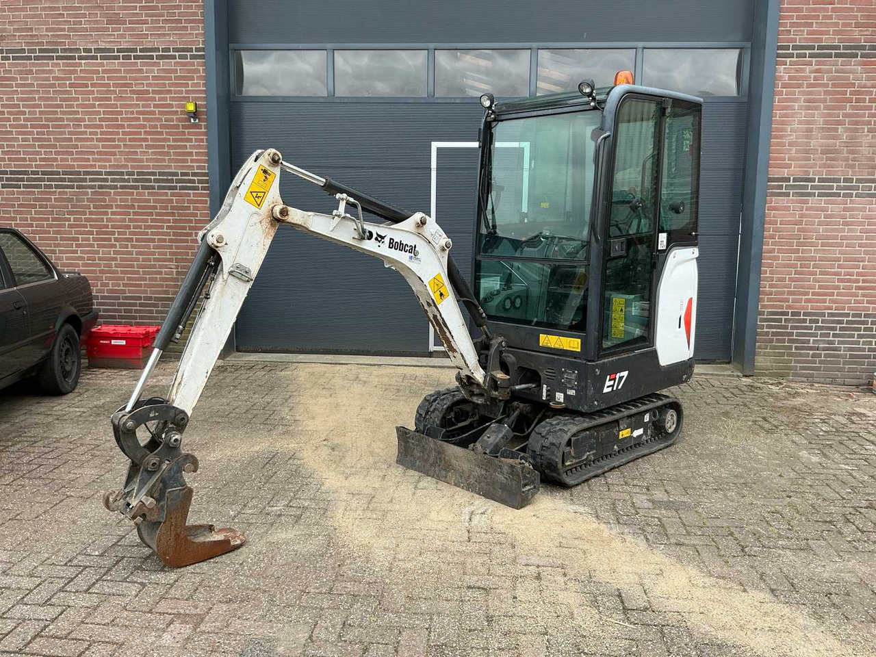 Bobcat E17 - Mini escavadeira: foto 1 Bobcat E17 - Mini escavadeira: foto 1