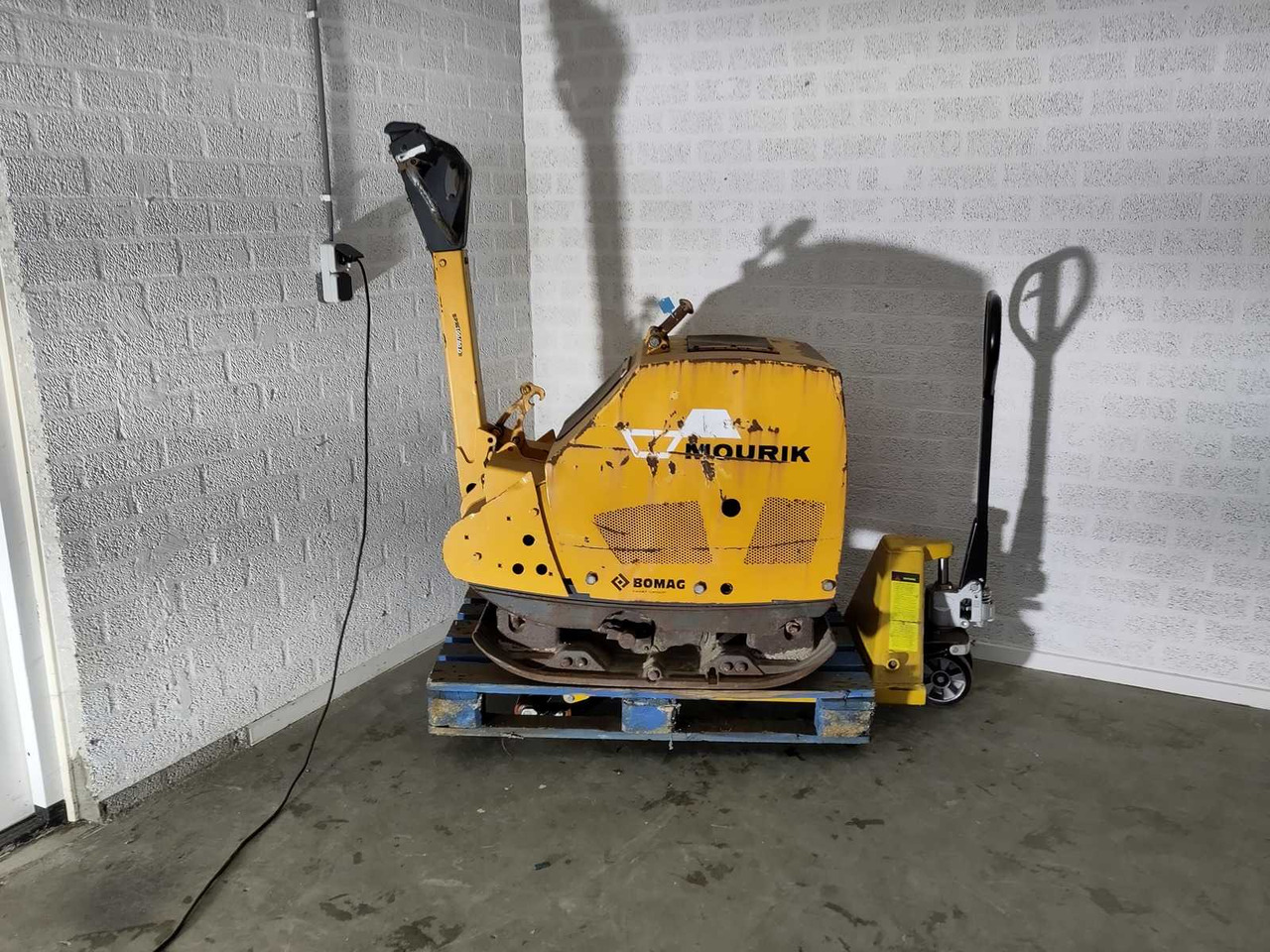 Bomag BPR 100/80D - Placas vibratórias: foto 1 Bomag BPR 100/80D - Placas vibratórias: foto 1