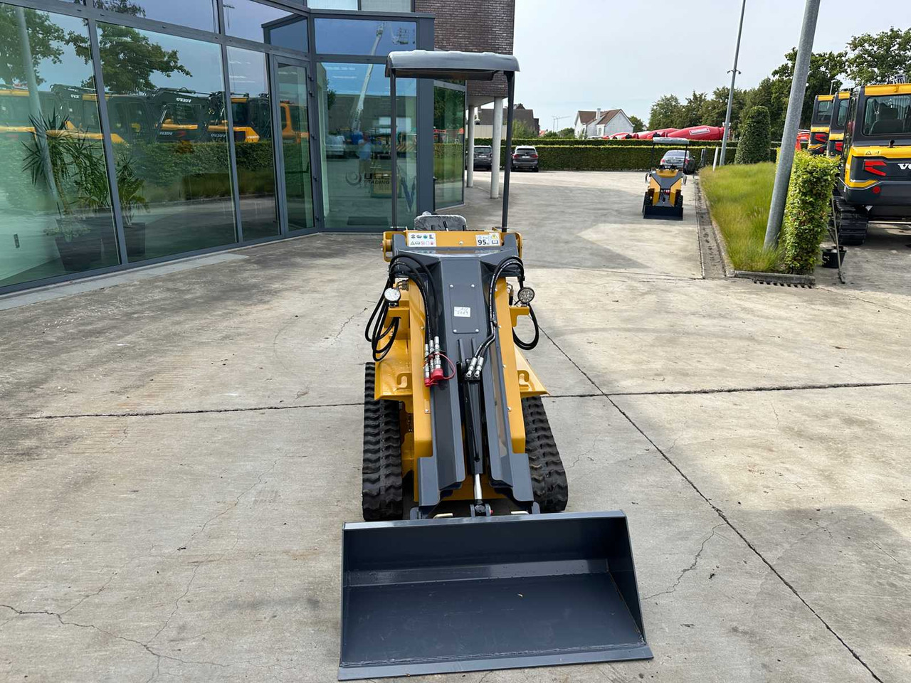 CAPTOK - 2025 - CK80C - SKID STEER LOADER - Mini carregadeira de esteiras: foto 2 CAPTOK - 2025 - CK80C - SKID STEER LOADER - Mini carregadeira de esteiras: foto 2