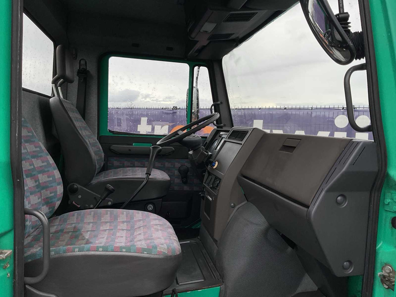 1998 MERCEDES-BENZ UNIMOG TRUCK - Caminhão: foto 5 1998 MERCEDES-BENZ UNIMOG TRUCK - Caminhão: foto 5