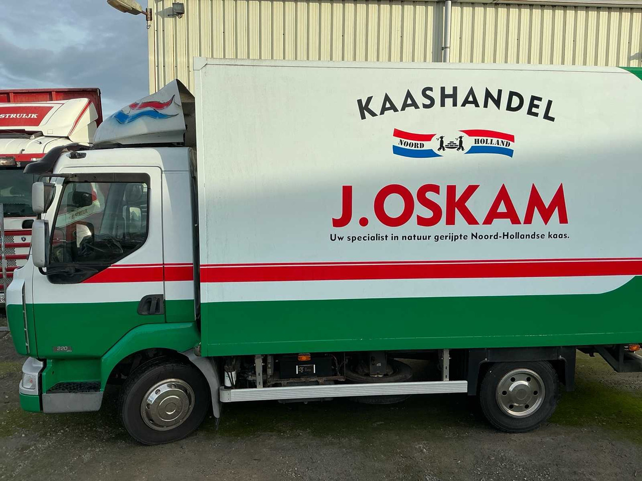 2006 RENAULT MIDLUM 220 DCI TRUCK - Caminhão: foto 3 2006 RENAULT MIDLUM 220 DCI TRUCK - Caminhão: foto 3