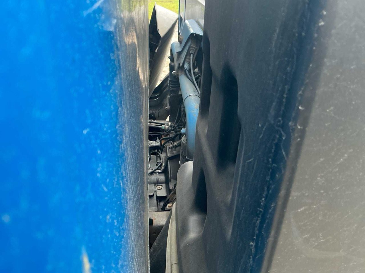 Caminhão 2010 MAN TGL 12.180 4X2 BL EEV TRUCK: foto 13