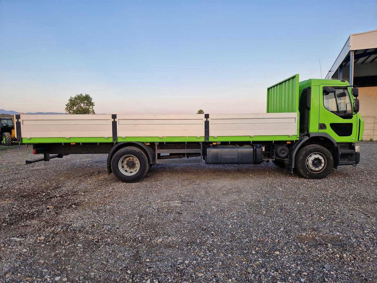 Caminhão RENAULT 320 DXI TRUCK - 2007: foto 8