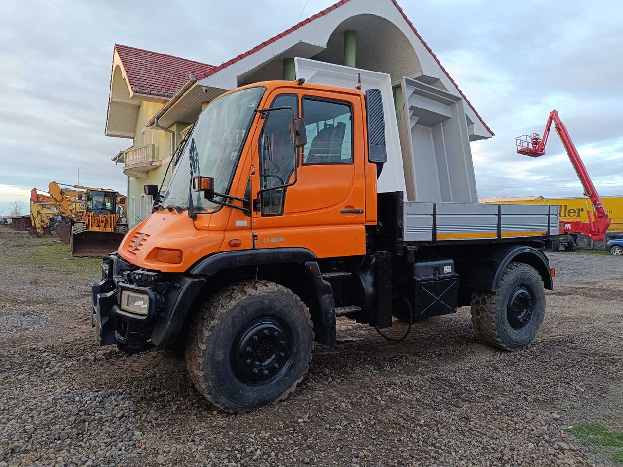 UNIMOG - U 400 - TRUCK - 2001 - Caminhão: foto 1 UNIMOG - U 400 - TRUCK - 2001 - Caminhão: foto 1