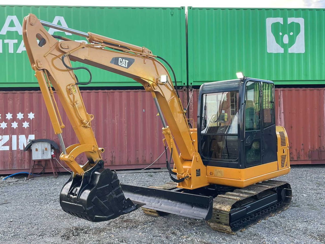 Caterpillar 306 - Mini escavadeira: foto 1 Caterpillar 306 - Mini escavadeira: foto 1