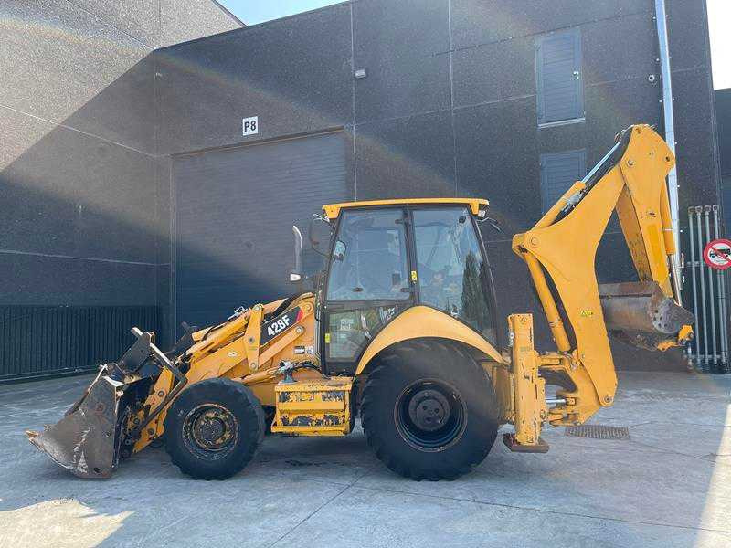 Caterpillar 428F - Retroescavadeira: foto 4 Caterpillar 428F - Retroescavadeira: foto 4