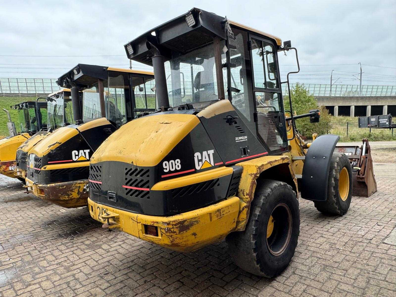 Caterpillar 908 908 908H 906 wegens contractbreuk - Carregadeira de rodas: foto 5 Caterpillar 908 908 908H 906 wegens contractbreuk - Carregadeira de rodas: foto 5