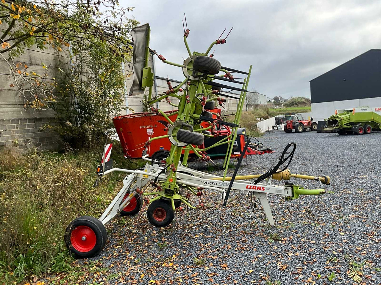 Claas Volto 900T - Máquina para produção de feno: foto 4 Claas Volto 900T - Máquina para produção de feno: foto 4