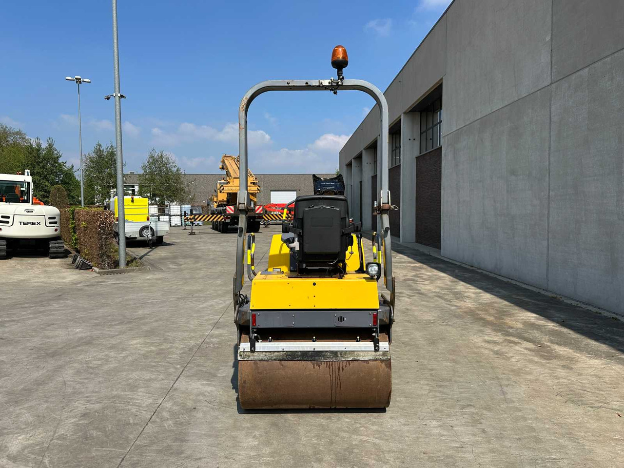 DYNAPAC CC1200 CC1200 - Compactador de asfalto: foto 5 DYNAPAC CC1200 CC1200 - Compactador de asfalto: foto 5