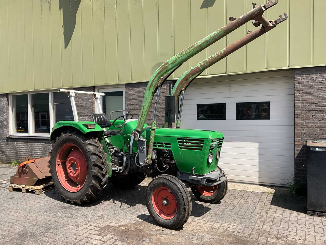 Deutz D40 06 - Trator: foto 2 Deutz D40 06 - Trator: foto 2