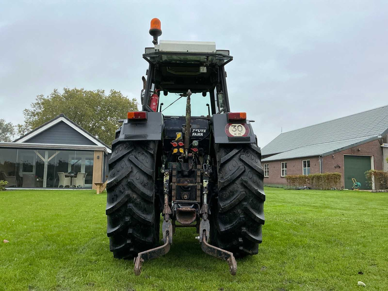 Deutz DX 3.70F - Mini trator: foto 4 Deutz DX 3.70F - Mini trator: foto 4