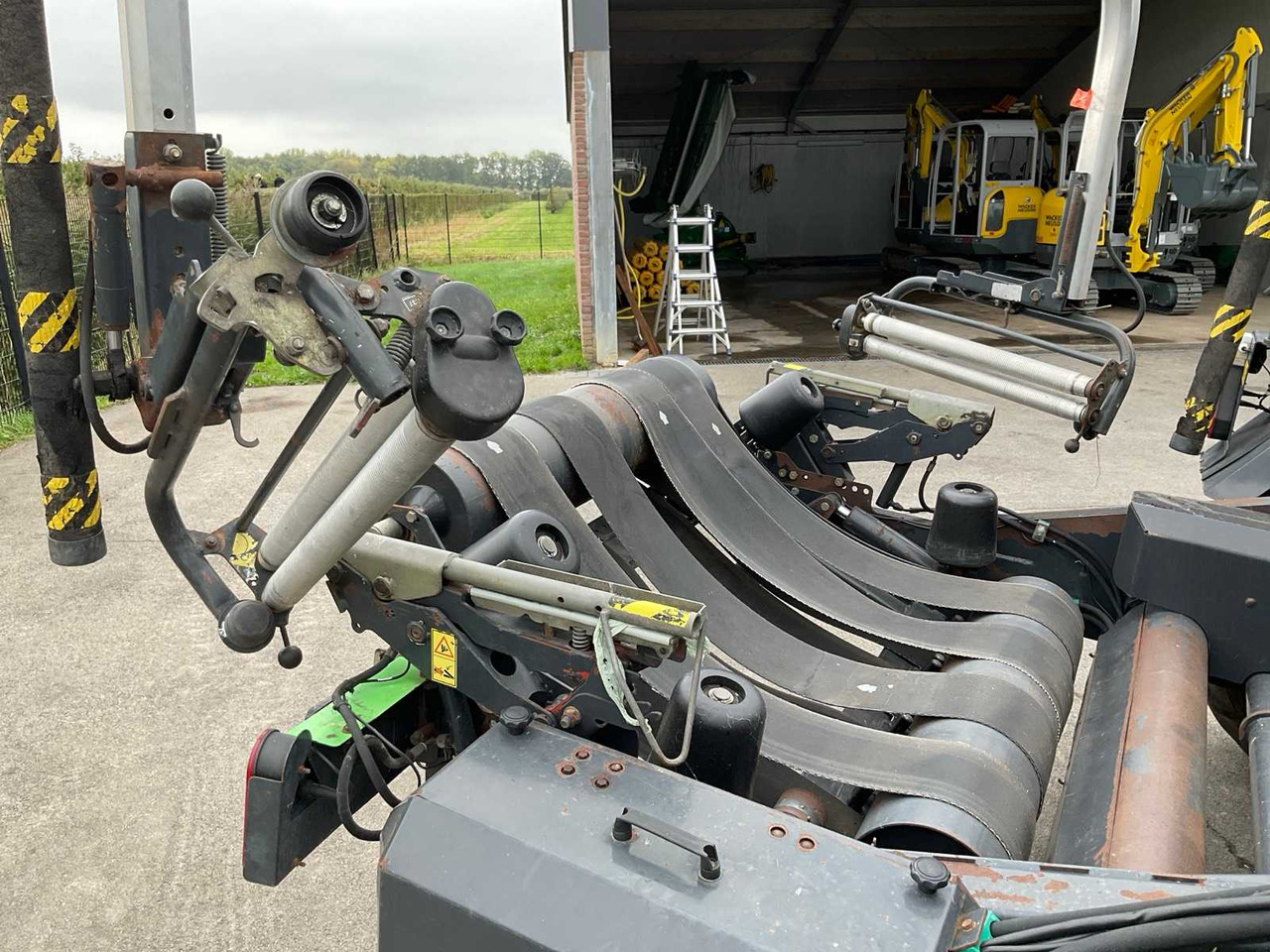 Enfardadeira de fardos redondos, Empacotador de fardos Deutz-Fahr Fixmaster 235: foto 11 Enfardadeira de fardos redondos, Empacotador de fardos Deutz-Fahr Fixmaster 235: foto 11