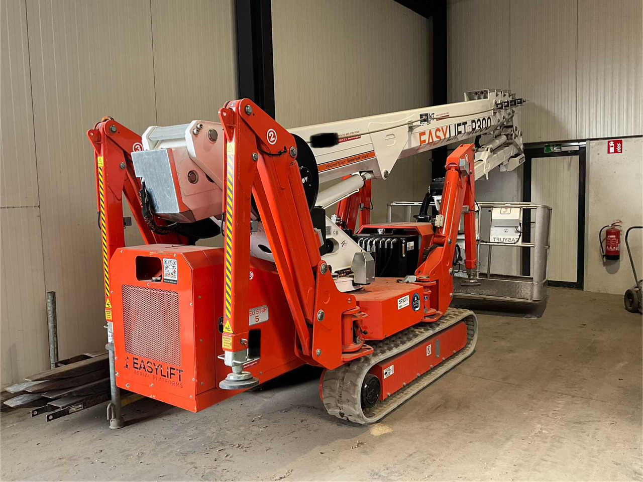Easylift R300 - Plataforma aérea: foto 1 Easylift R300 - Plataforma aérea: foto 1