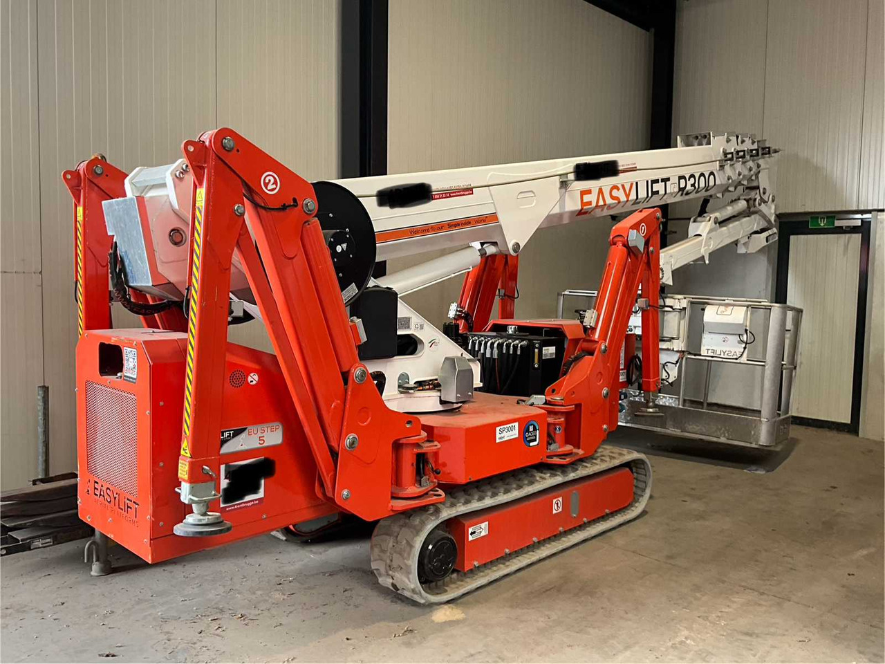 Easylift R300 - Plataforma aérea: foto 2 Easylift R300 - Plataforma aérea: foto 2