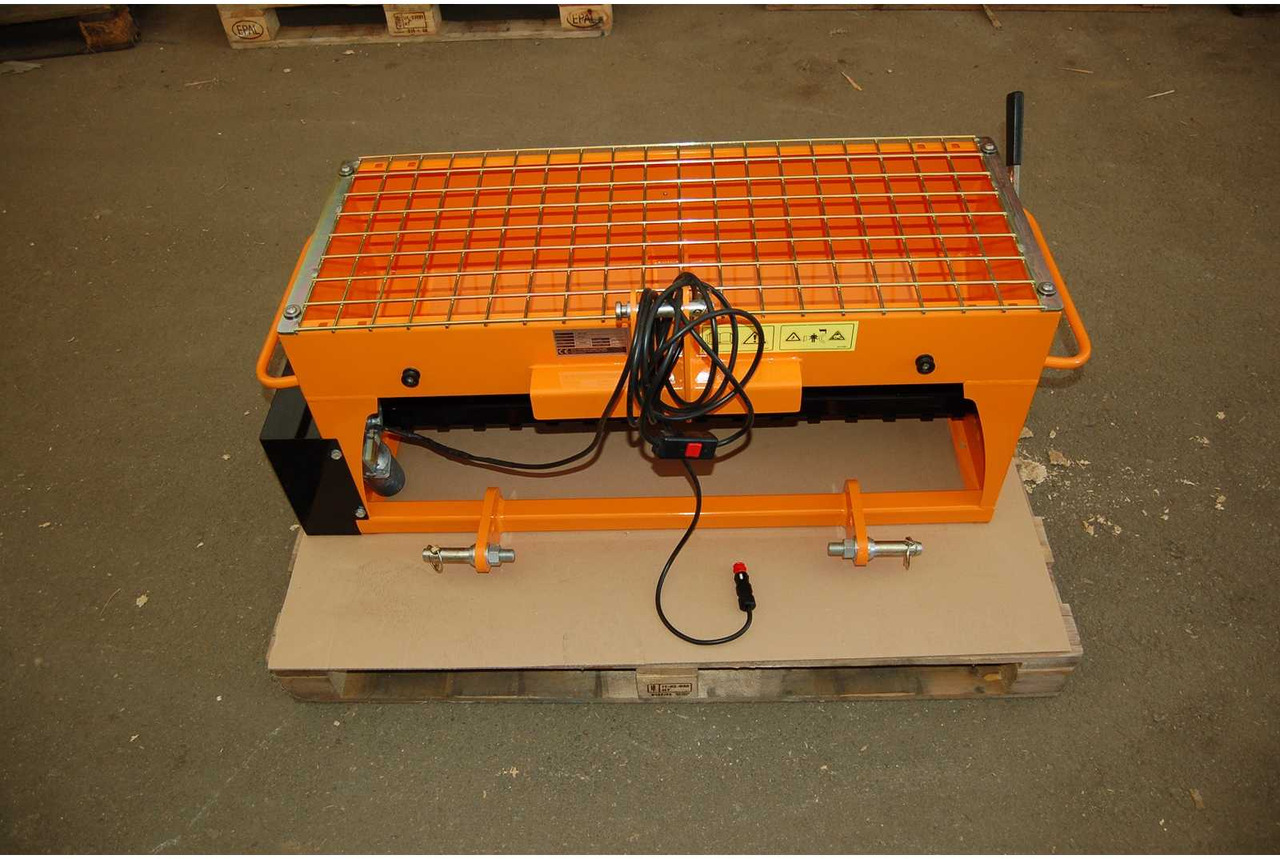 Ecotech 0XC-80E - Equipamento para silagem: foto 3 Ecotech 0XC-80E - Equipamento para silagem: foto 3